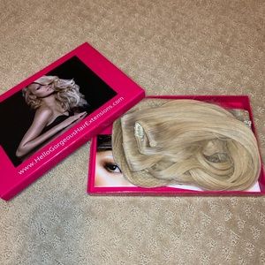 Hair Extensions - BLONDE